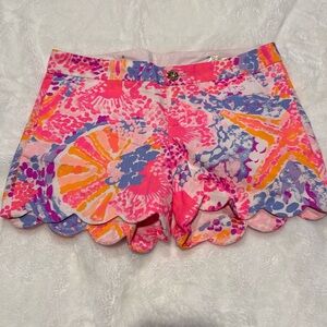 Lilly Pulitzer the buttercup short 5” inseam size 2